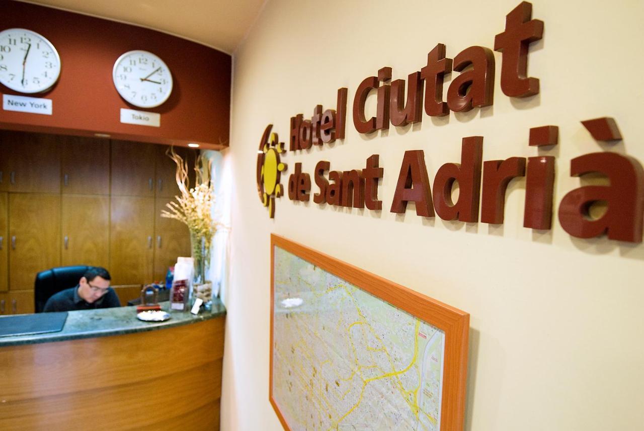 סנט אדריה דה בסוס Hotel Ciutat De Sant Adria מראה חיצוני תמונה
