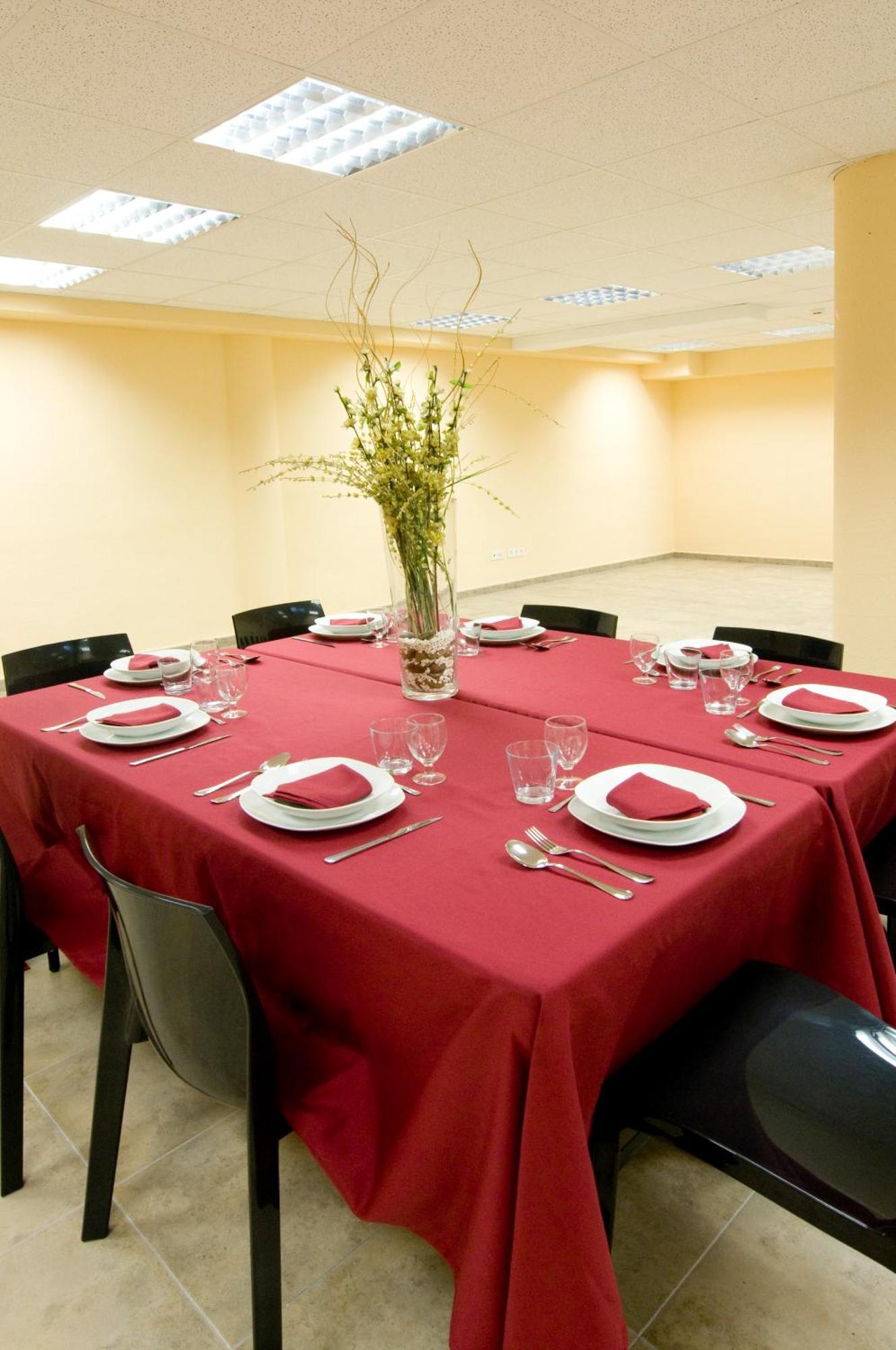 סנט אדריה דה בסוס Hotel Ciutat De Sant Adria מראה חיצוני תמונה